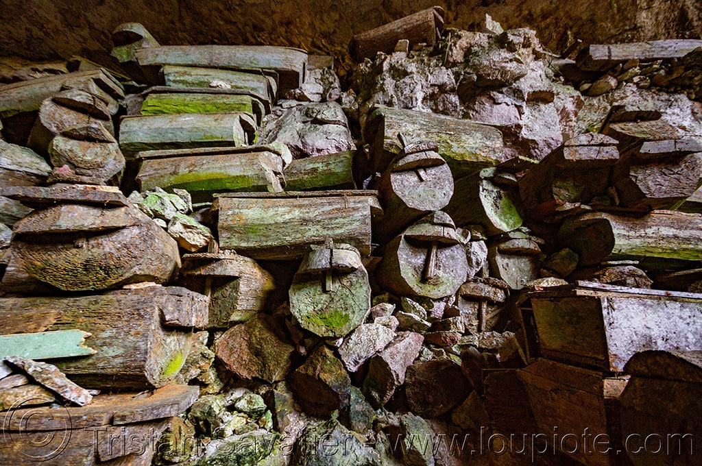 Lumiang Burial Cave Sagada