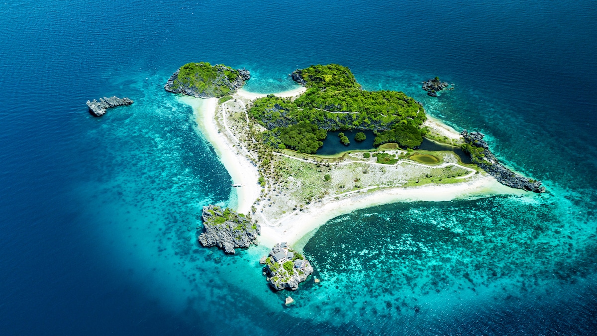 mindoro target island