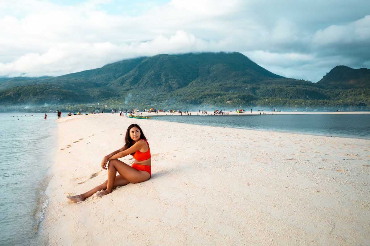 Playa Camiguin de la Isla Blanca