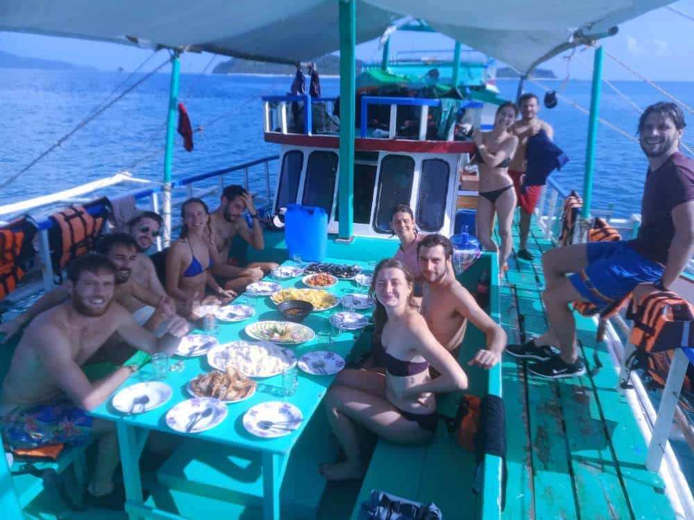 Philippines Island Hopping Package Itinerary Tour with group you know
