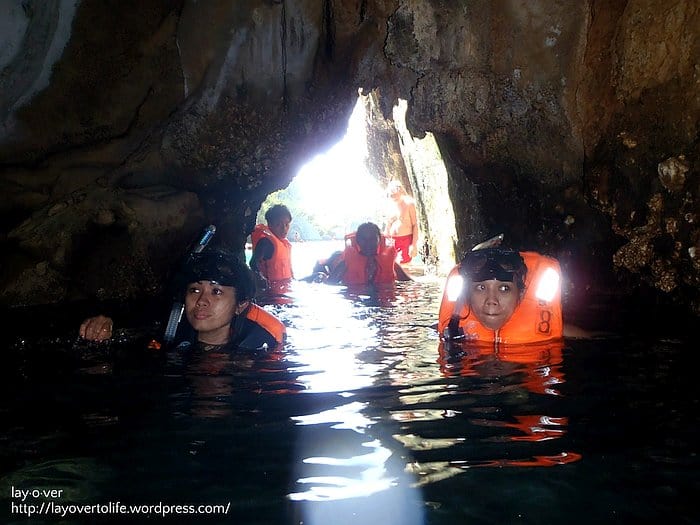 el-nido-lagoon-tours-mini-cave-at-small-lagoon-2