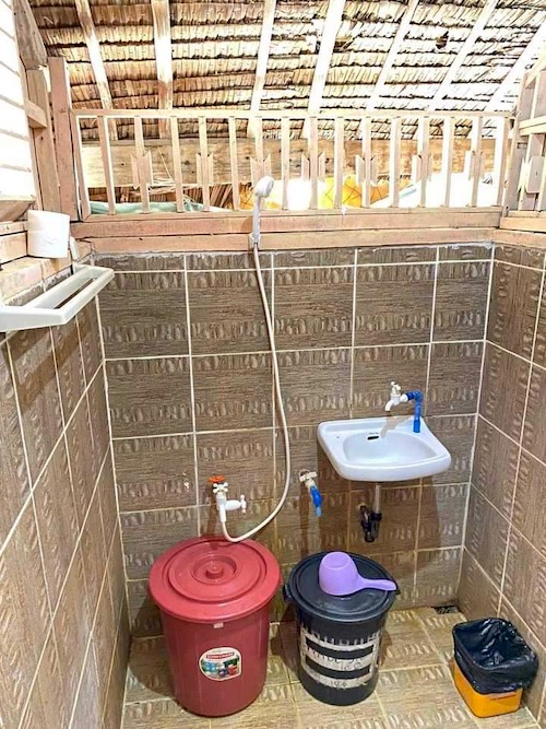 banana-sland-resort-bathroom-2