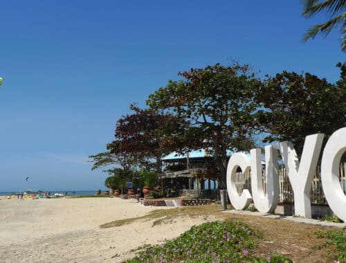 cuyo-capusan-beach-sign