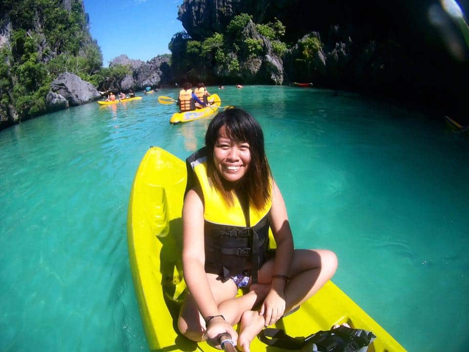 kayaking while on boat tour