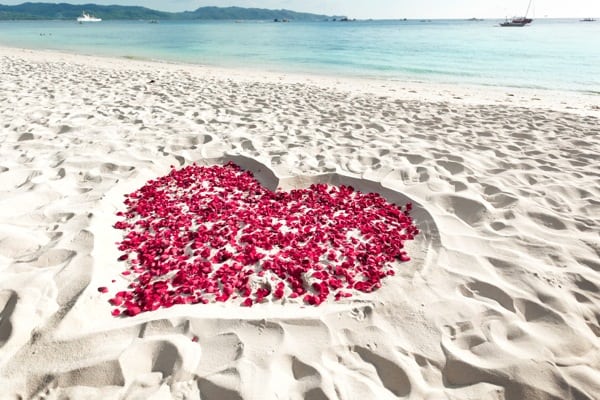 Express your love through Marriage Proposal Package in Palawan while Island Hopping.
