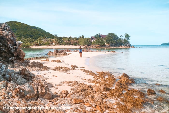 Bulog-dos-island-coron-Palawan-boat-tour