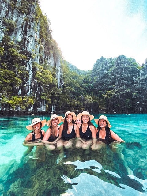 Coron Multi-day Island Hopping Boat Tour Expedition beautiful lagoons and people