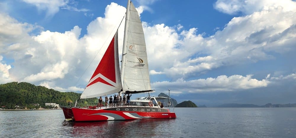yacht-catamaran-el-nido-open-sail