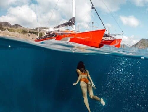 yacht-catamaran-el-nido-underwater