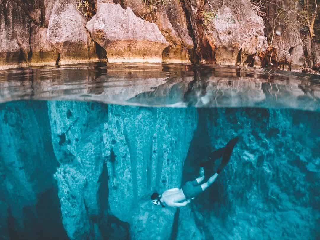 巴拉望島科隆梭魚湖，終極健行探險