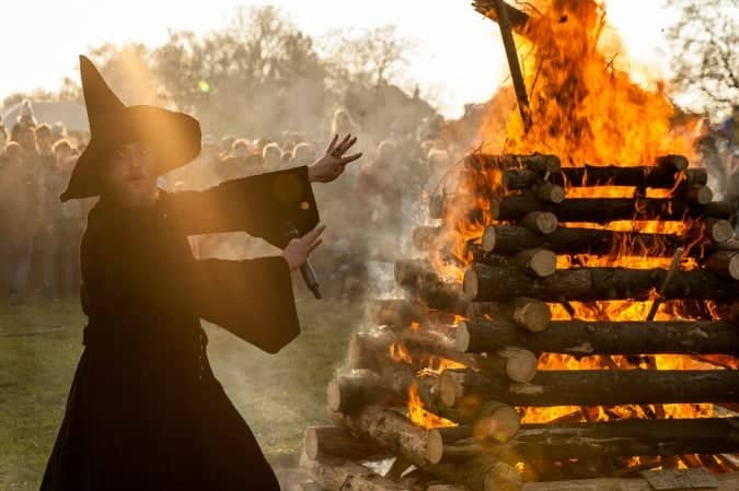 witch-burning-czech-republic-7