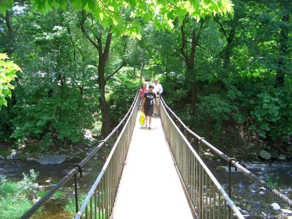 road-trip-from-Plovdiv-Bulgaria-to-Smolyan-with-Singapore-chicks_CIMG0020