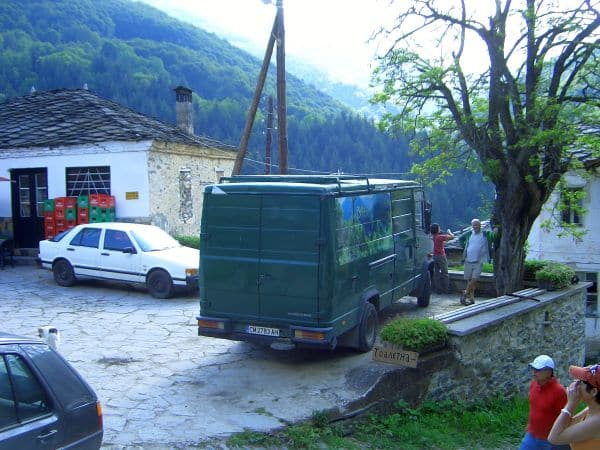 road-trip-from-Plovdiv-Bulgaria-to-Smolyan-with-Singapore-chicks_CIMG0024