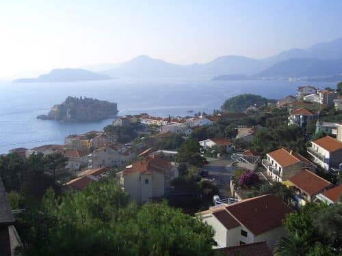 Cheap travel europe tour guide - coast of Montenegro