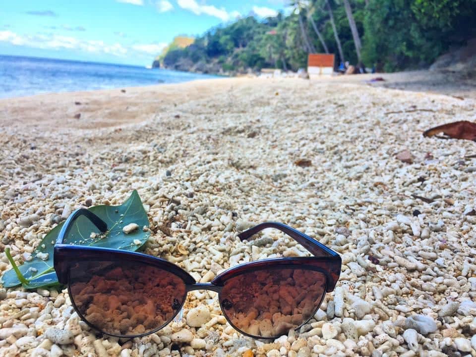 Guisi-white-sand-beach-guimaras