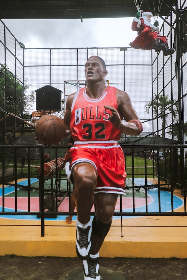 campuestohan-highland-resort-theme-water-park-michael-jordan