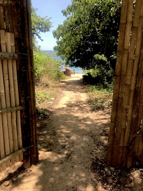 Balinghai-beach-boracay-entrance