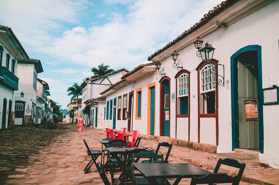 paraty brazil, side street