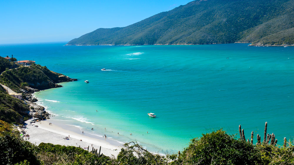 prainhas-pontal-do-atalaia-brazil