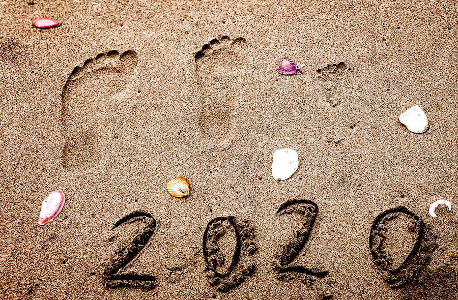 canoa-ecuador-footprints