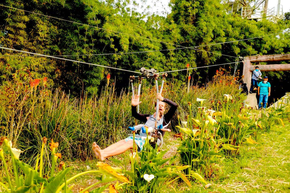 canoa-ecuador-zip-line