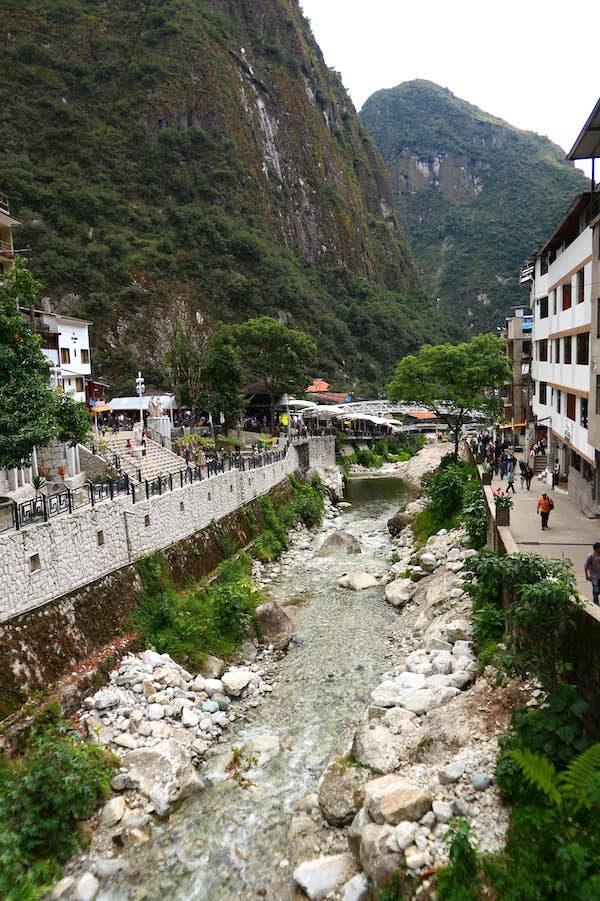 peru-machu-picchu-town